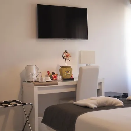 Saint Peter's Luxury Domus Πανσιόν
